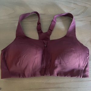 Lululemon sports bra size 38C